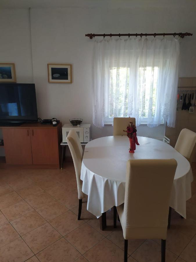 Veldic Apartments Tisno Exterior foto