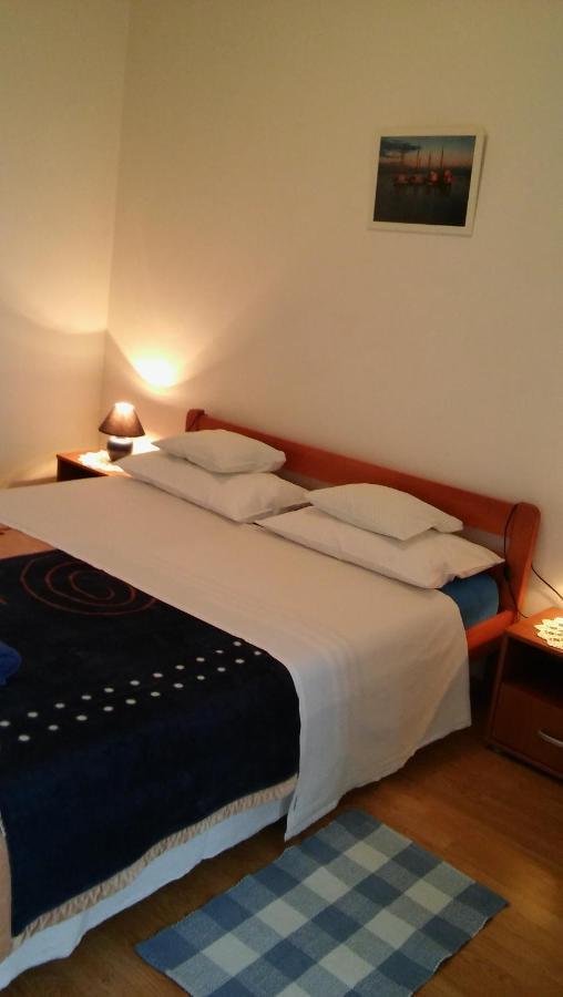 Veldic Apartments Tisno Exterior foto