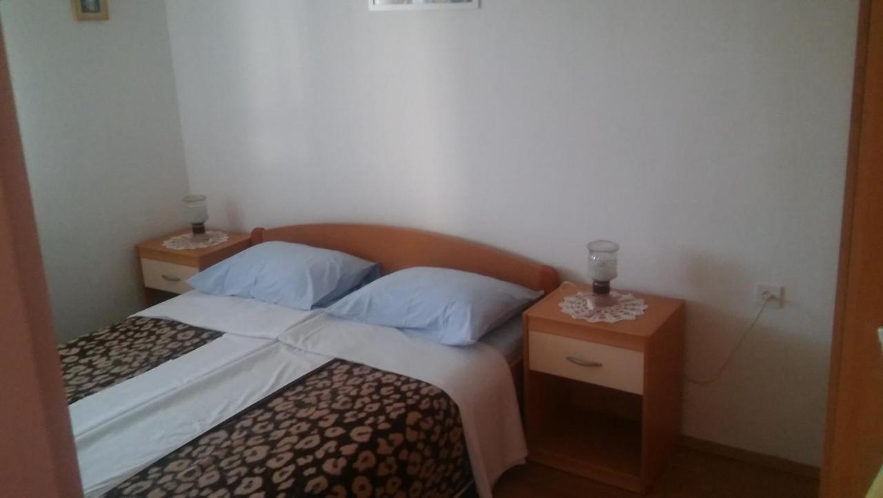 Veldic Apartments Tisno Exterior foto