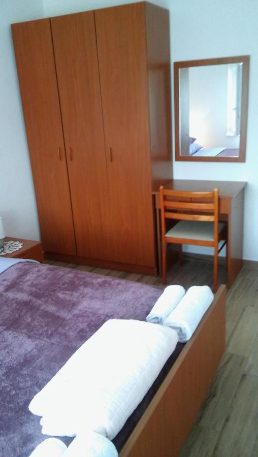 Veldic Apartments Tisno Exterior foto
